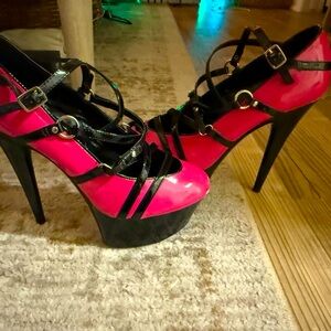Dolls Kill Hot Pink and Black Strappy Heels sz 10